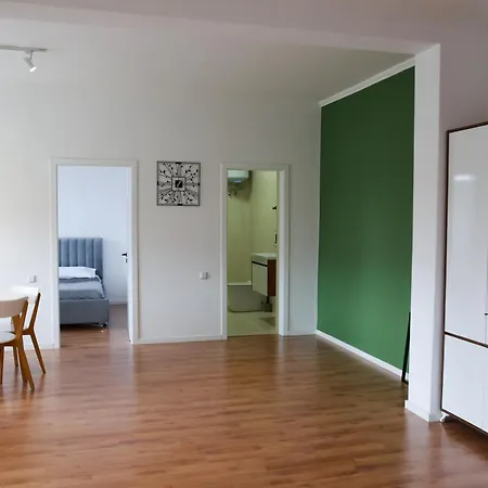 Bianca Vista تيرانا